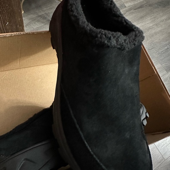 Mules - Picture 2 of 3